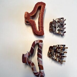 💜3/$15 Plastic Hair Clips